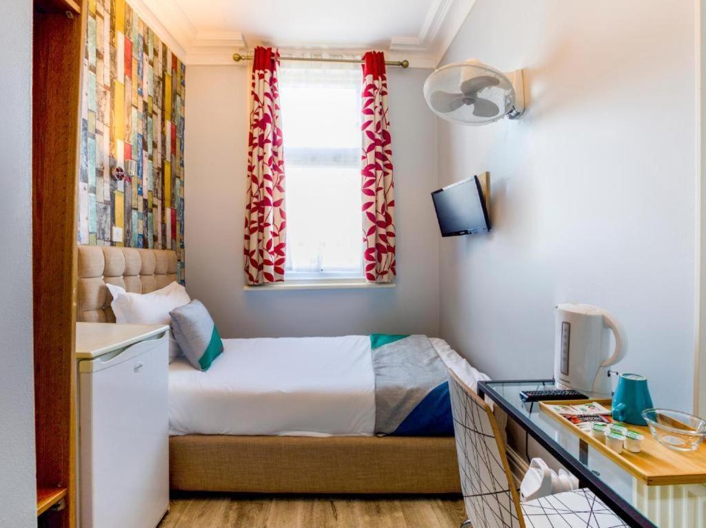 Orlando Hotel London Phòng bức ảnh