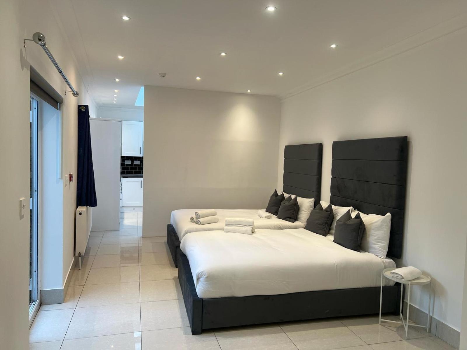 Orlando Hotel London Ngoại thất bức ảnh