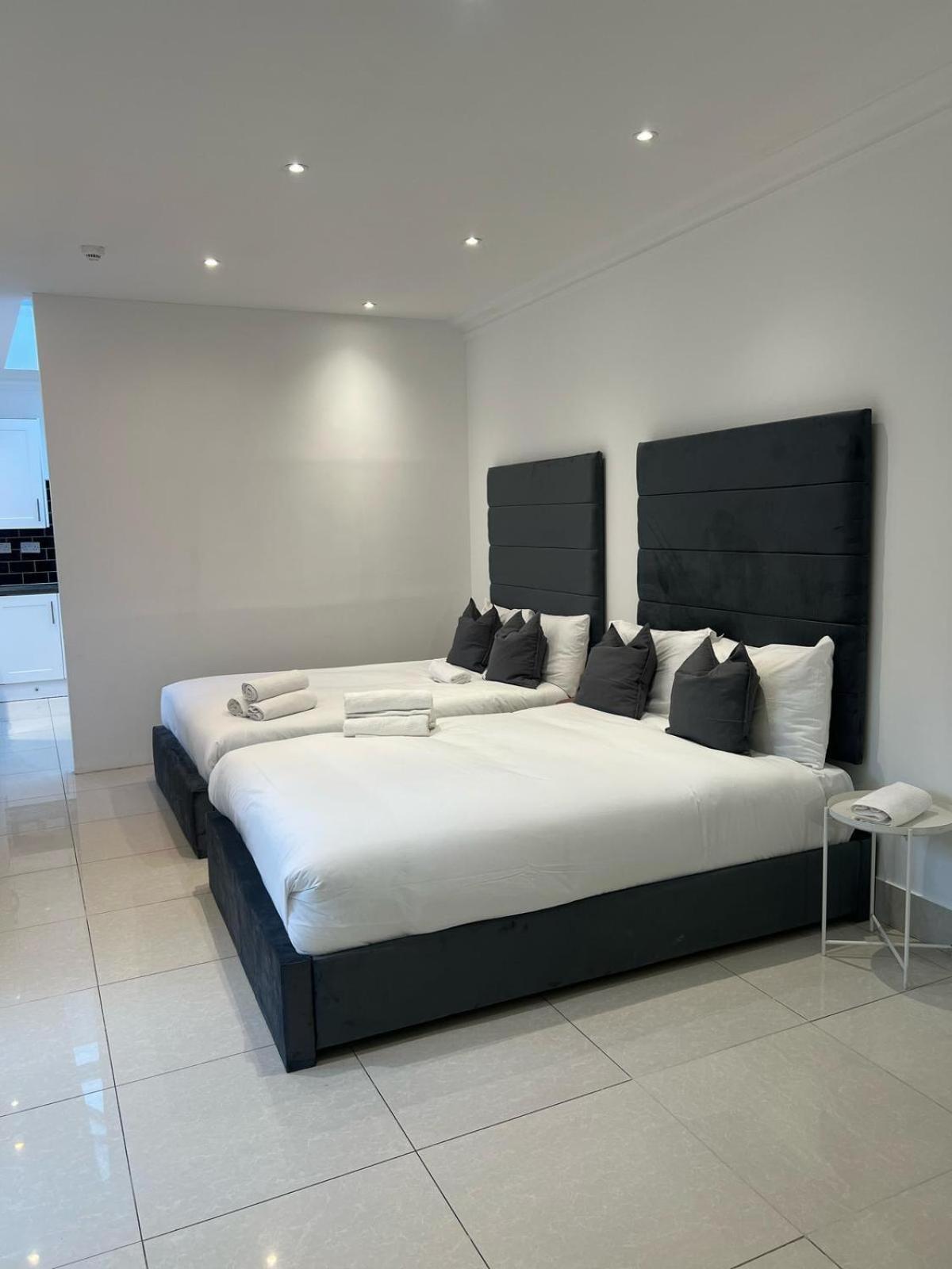 Orlando Hotel London Ngoại thất bức ảnh